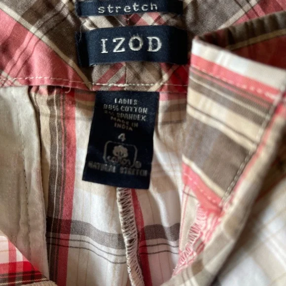 Shorts - Picture 3 of 3